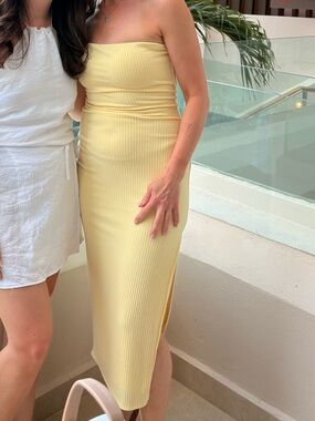 Windsor butter yellow strapless body con midi dress